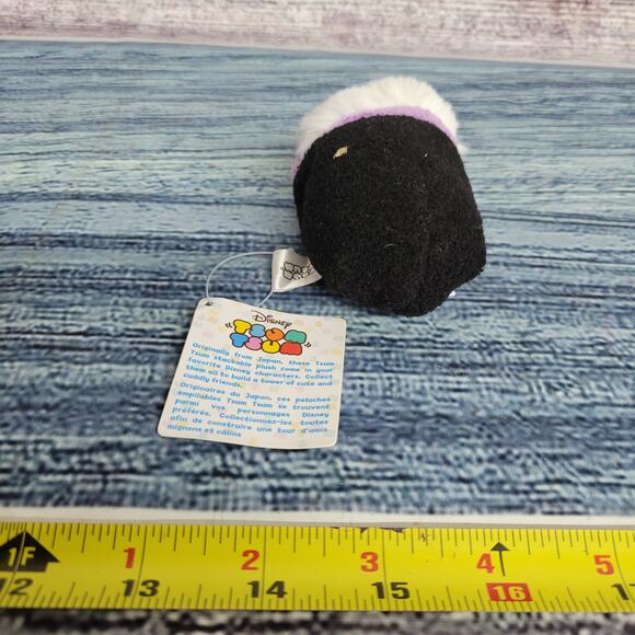 DISNEY TSUM TSUM URSULA FROM LITTLE MERMAID VILLAIN 3.5” PLUSH w/tags - Picture 4 of 5
